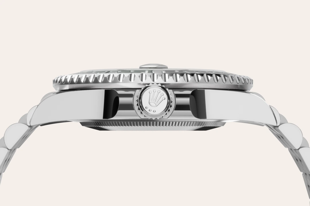 GMT-Master II